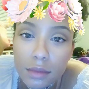 Meet your Posher, Celina